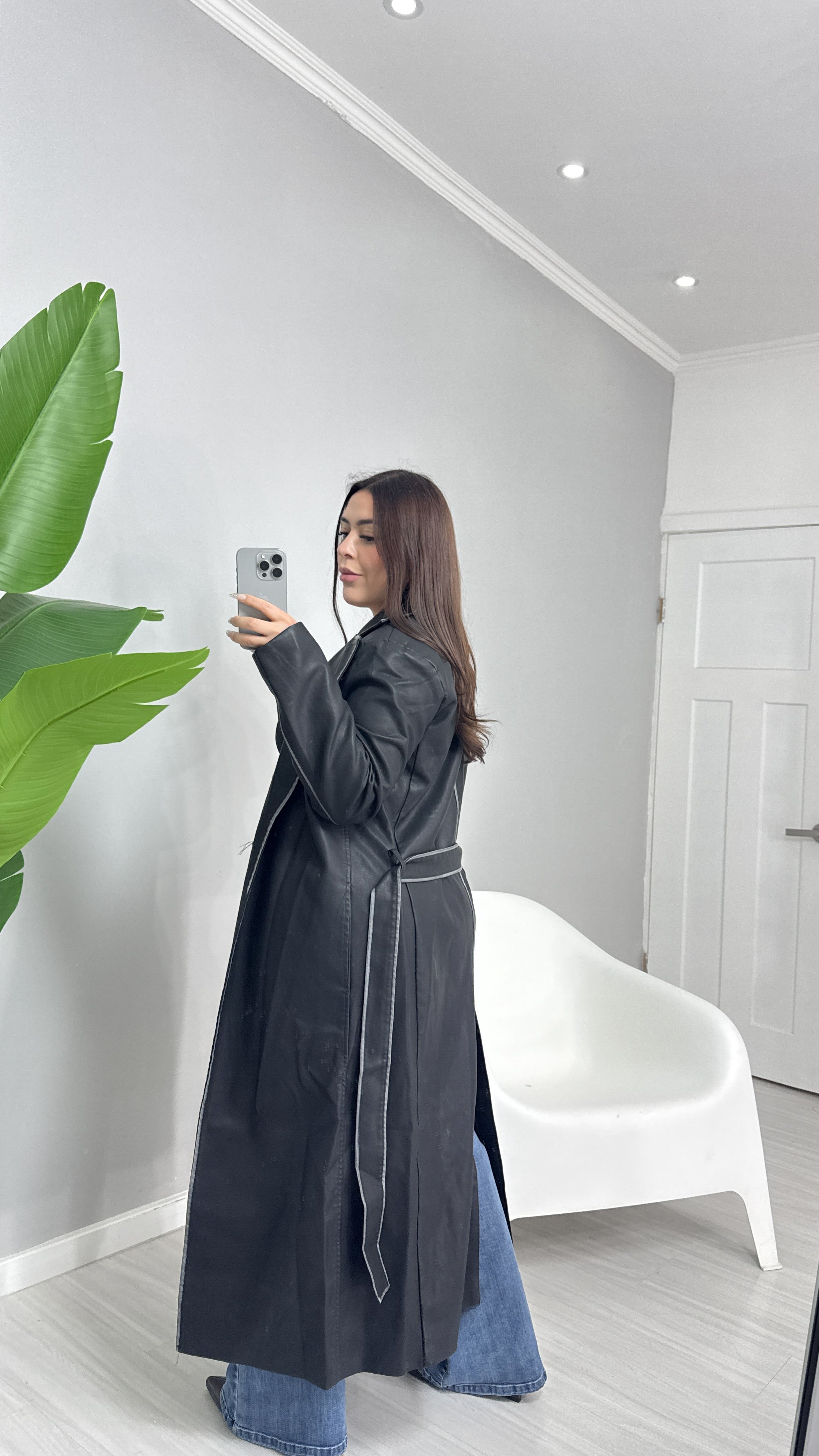 ABRIGO TRENCH KARDASHIAN