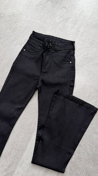 FLARE BÁSICO NEGRO FOR3T