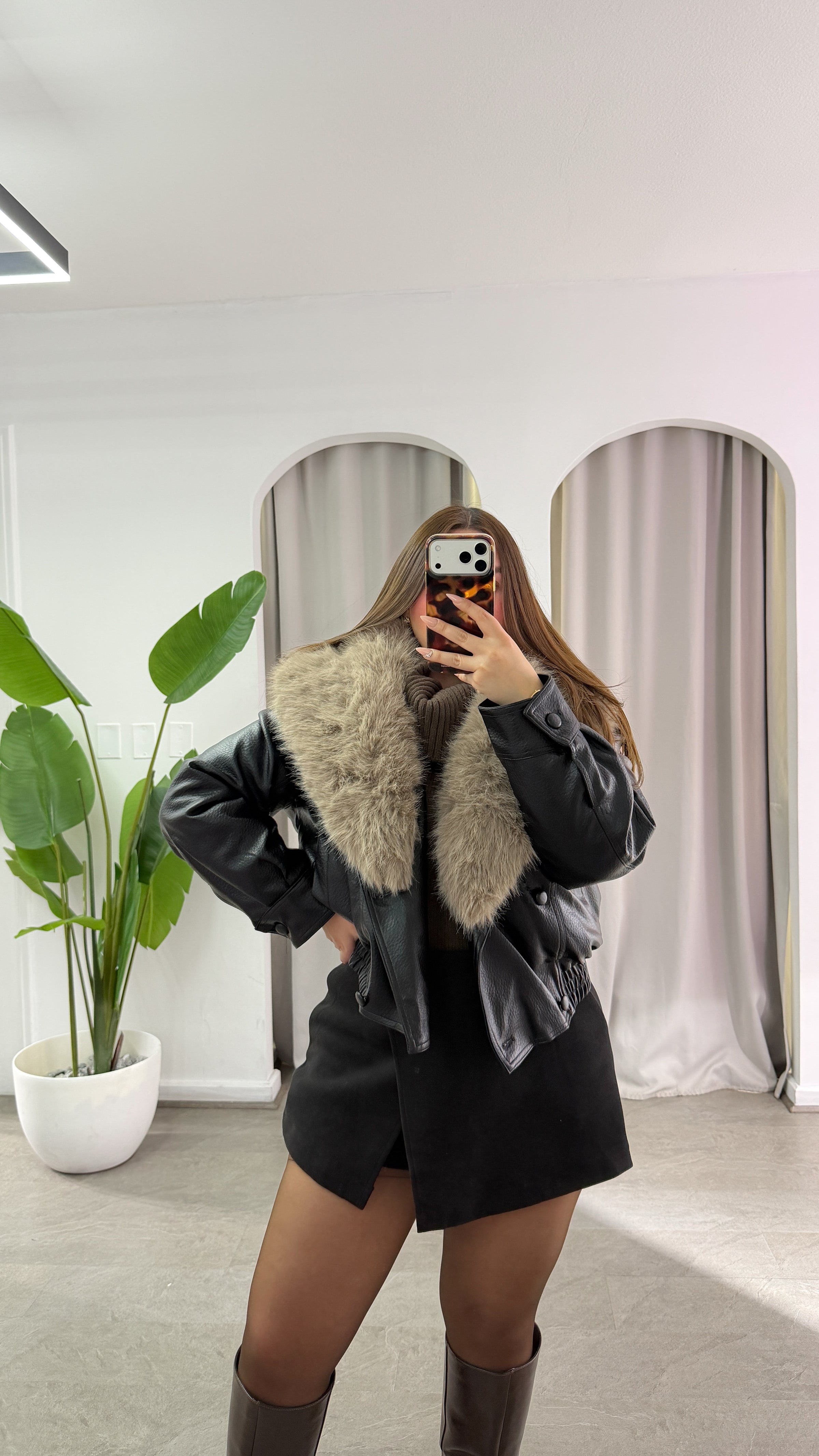 JACKET CUERO BROOKLYN ZARA