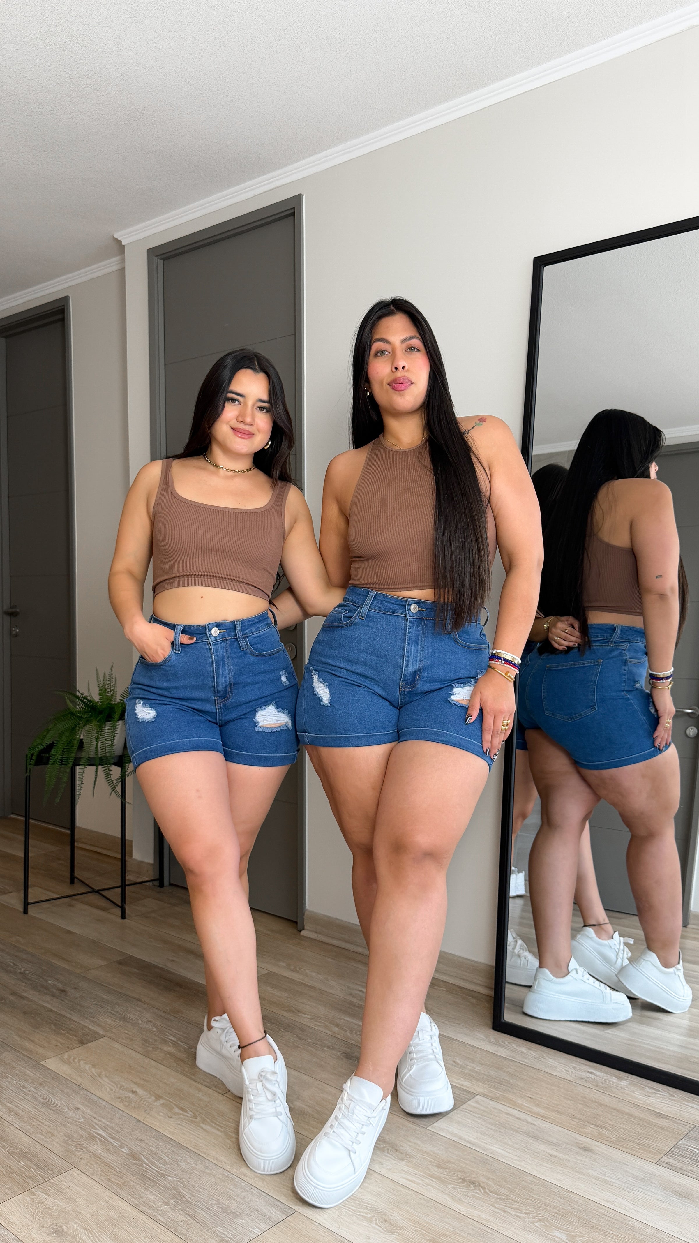 SHORT DESTROYED AZUL