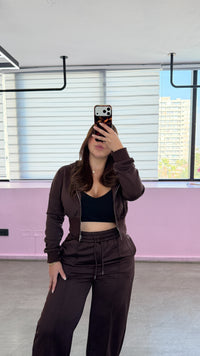 BUZO ESTILO CROP