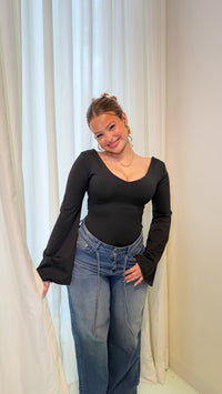 BODY SELENA BLACK