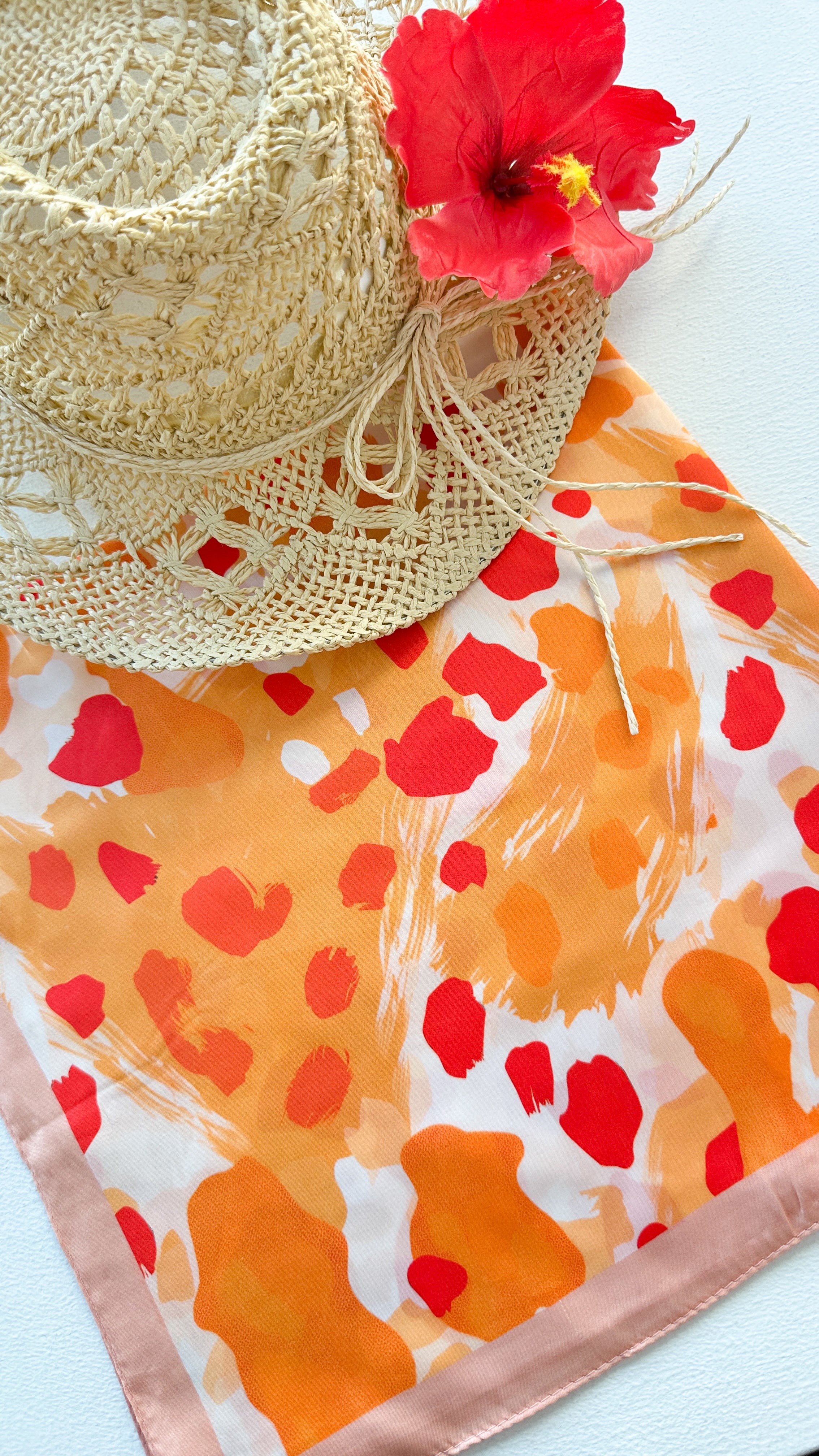 PAÑUELO PRINT NARANJO 70x70