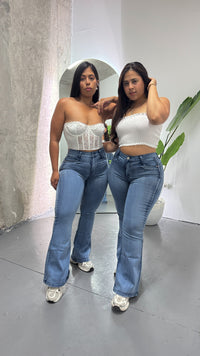 JEANS FLARE SCULP (Canadá)