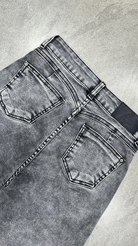 WIDE LEG GREY FOCALIZADO