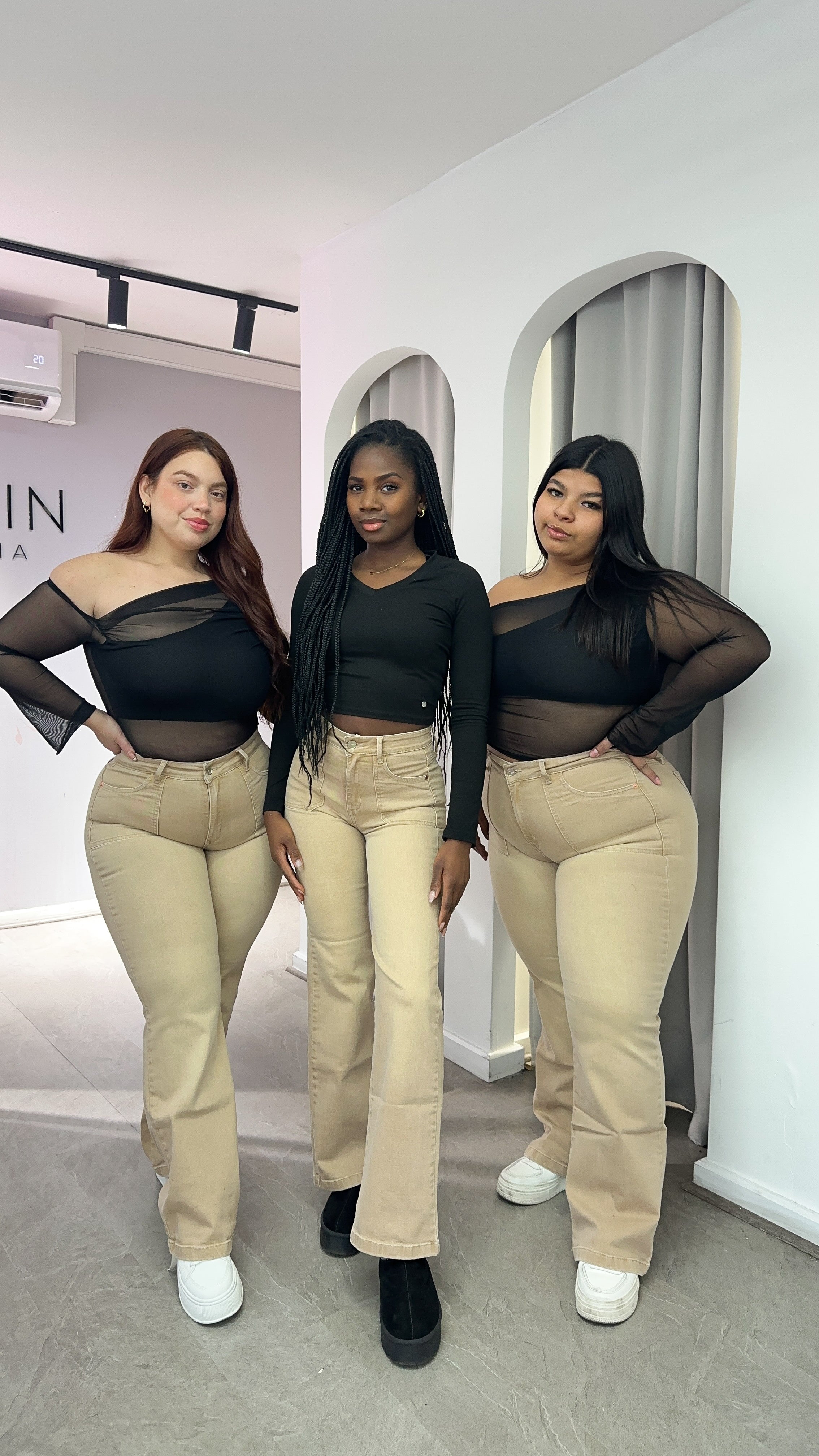 JEANS WIDE LEG BEIGE (PARADISE)