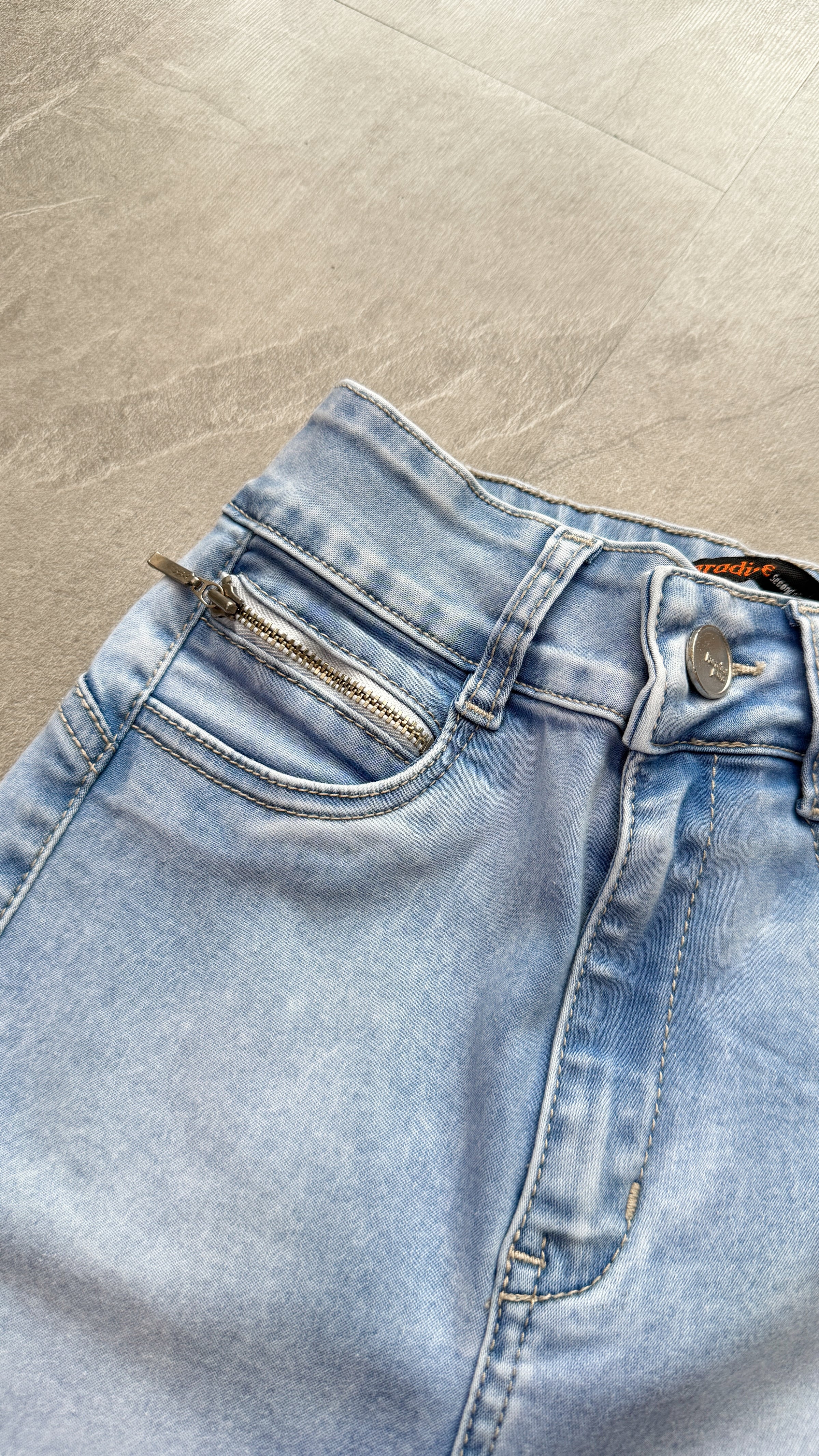 JEANS FLARE CELESTE CLARO PARADISE