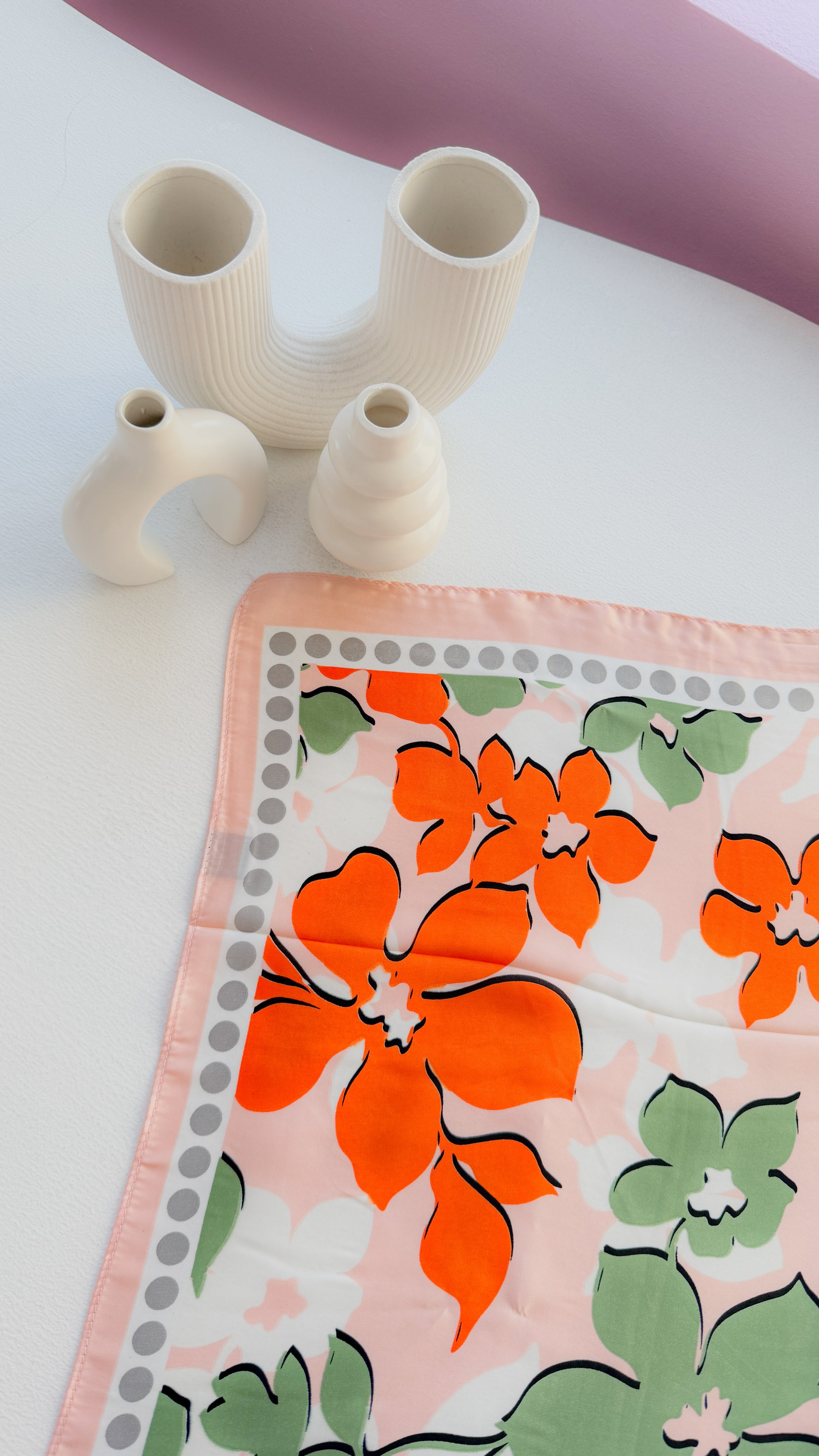 PAÑUELO FLOR ORANGE 90x90