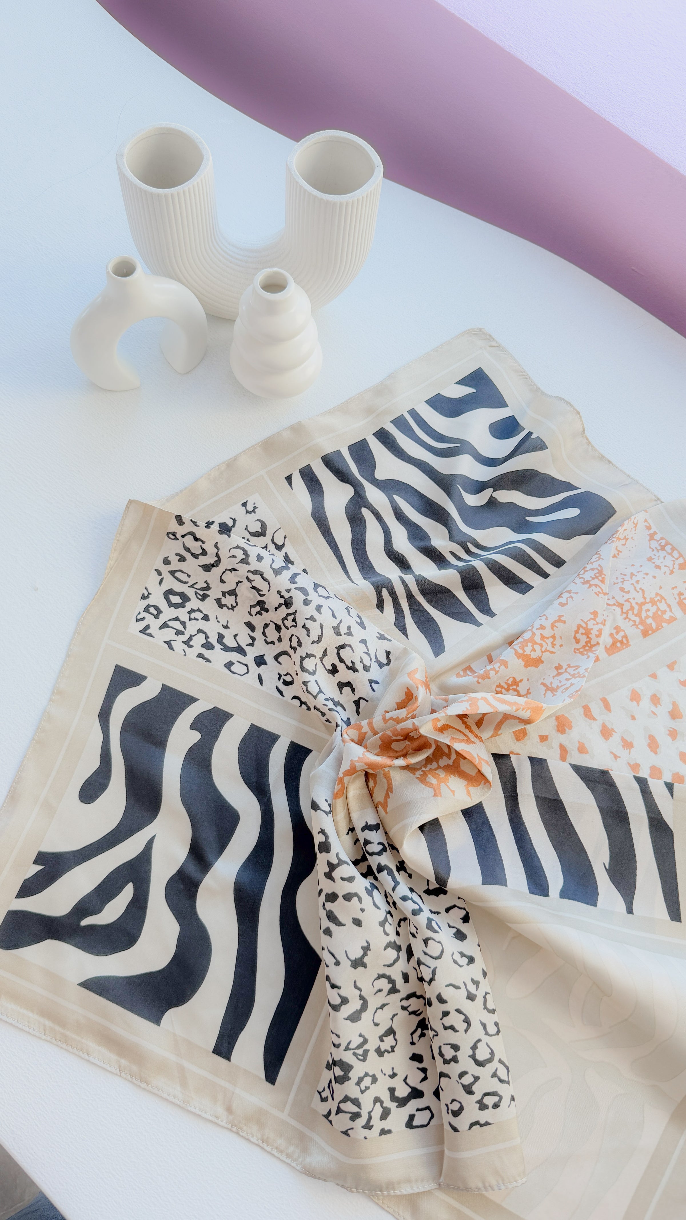 PAÑUELO CEBRA PRINT 70x70