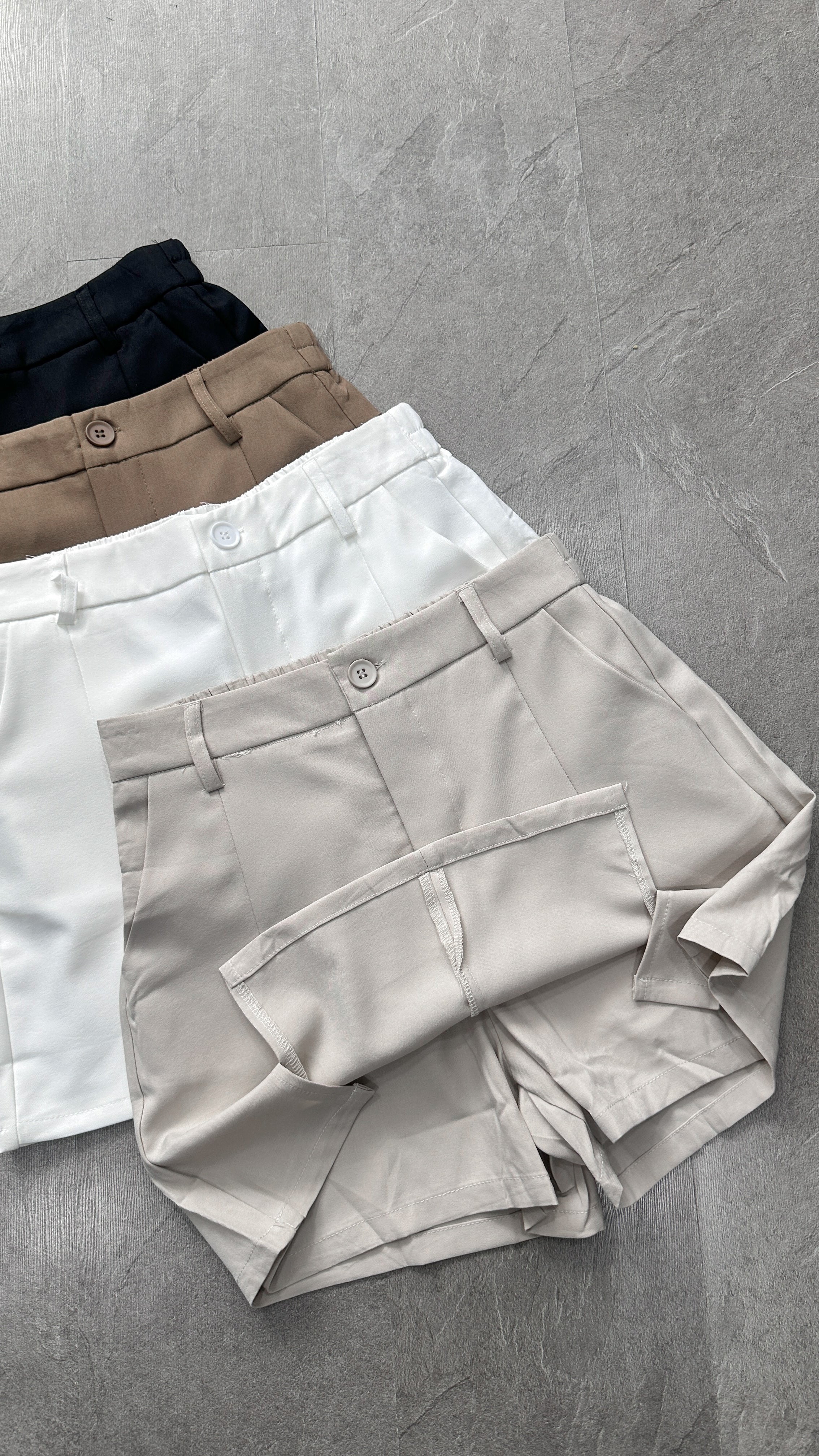 FALDA SHORT CLÁSICA