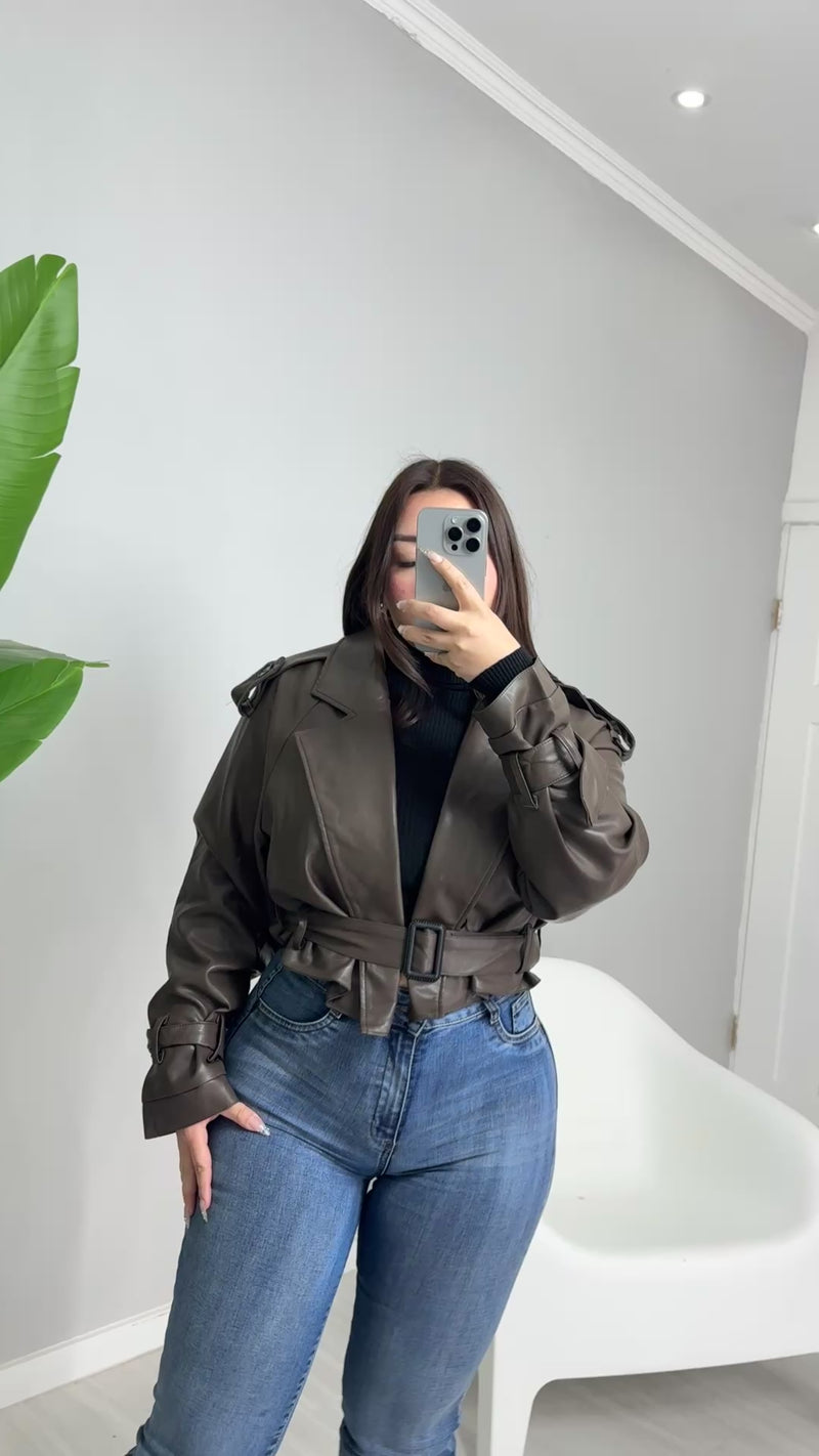 JACKET CUERO AVIADORA CROP